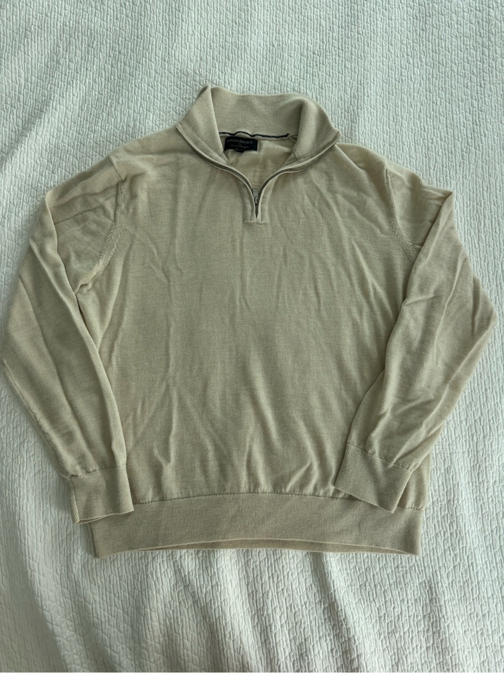 Banana Republic Men's Quarter-Zip Sweater in Light Beige - Size L (fits like M)